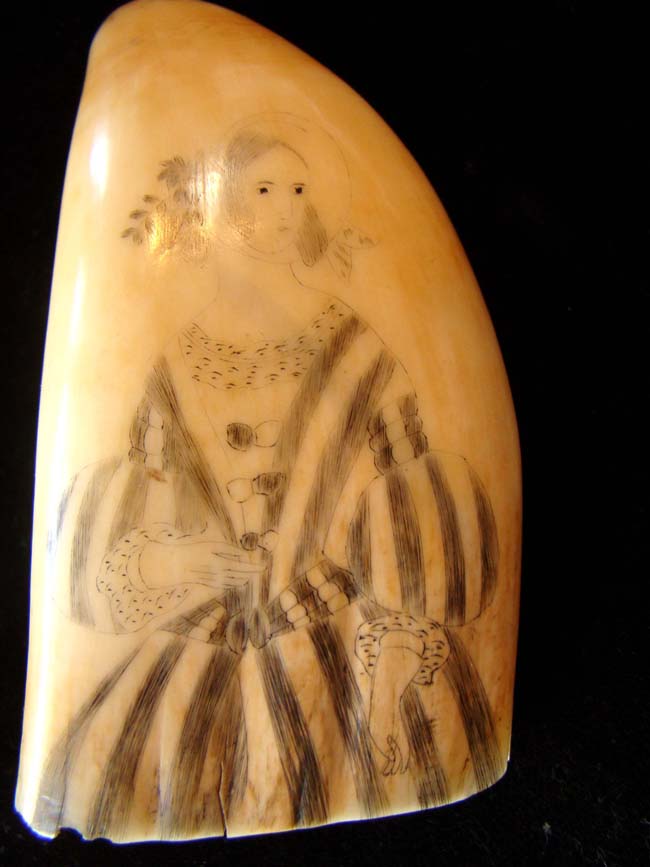A beautiful pair of 19th century scrimshawed whale's teeth — image 4